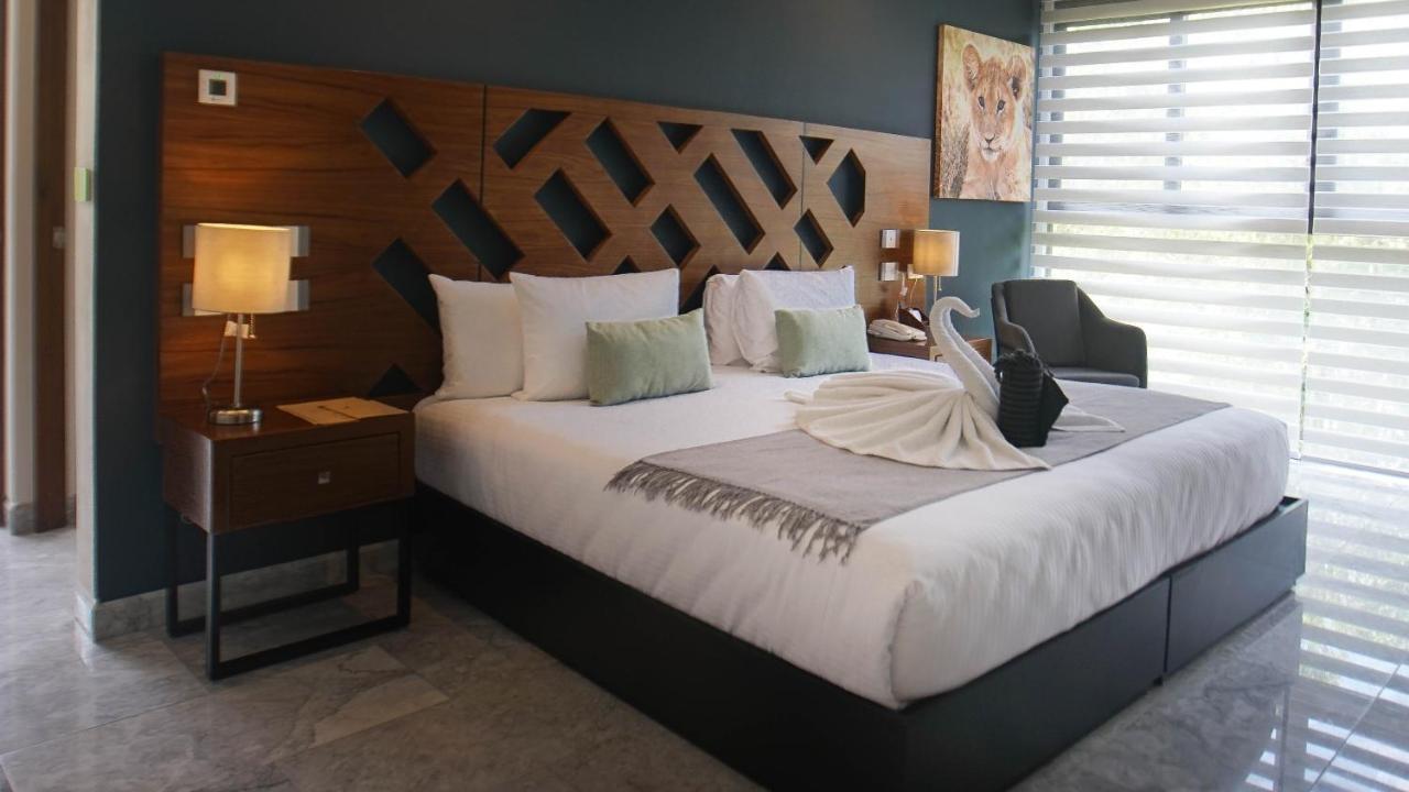 Panther Bay Boutique Hotel อากุมัล ภายนอก รูปภาพ