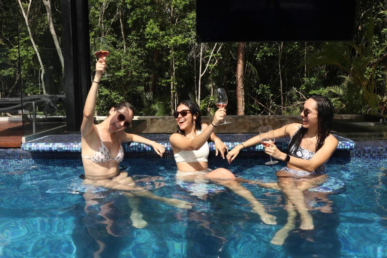 Panther Bay Boutique Hotel อากุมัล ภายนอก รูปภาพ