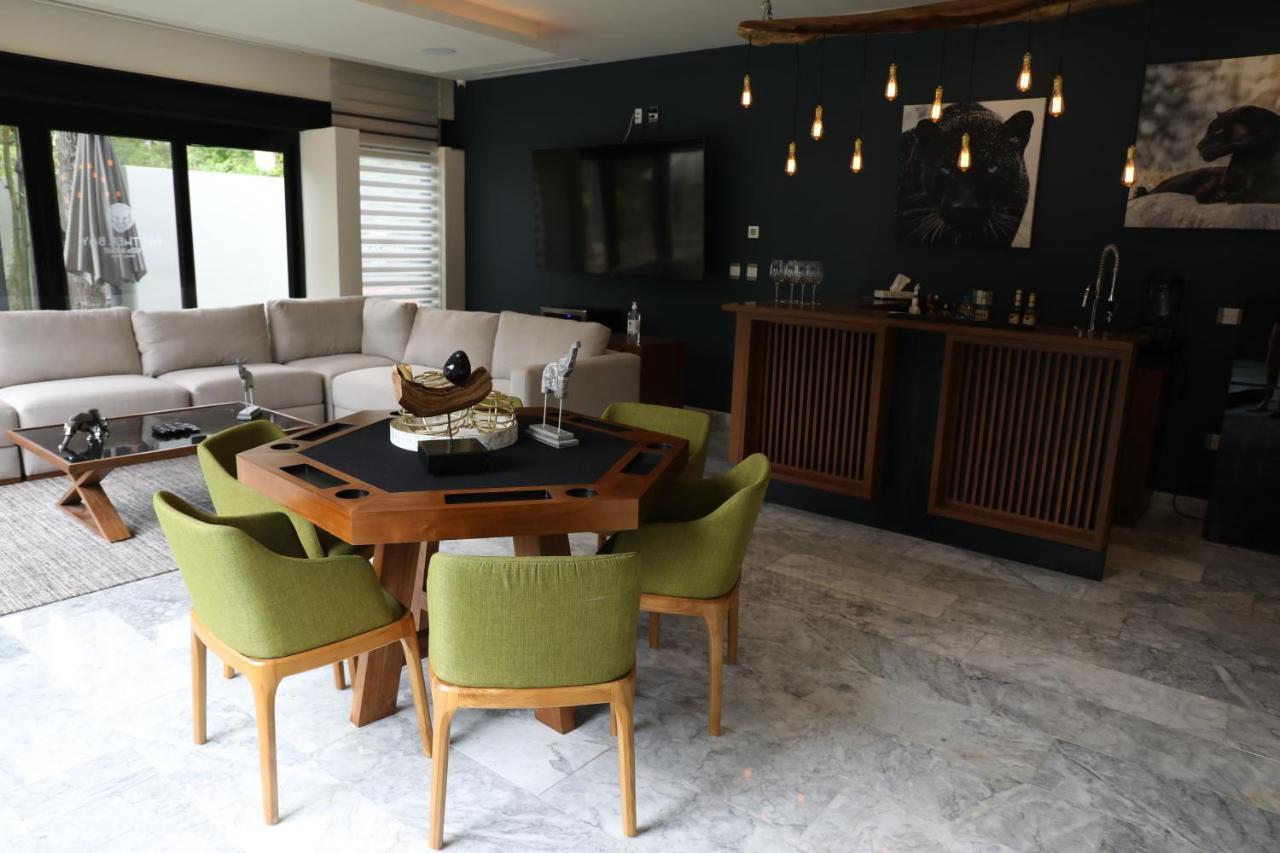 Panther Bay Boutique Hotel อากุมัล ภายนอก รูปภาพ