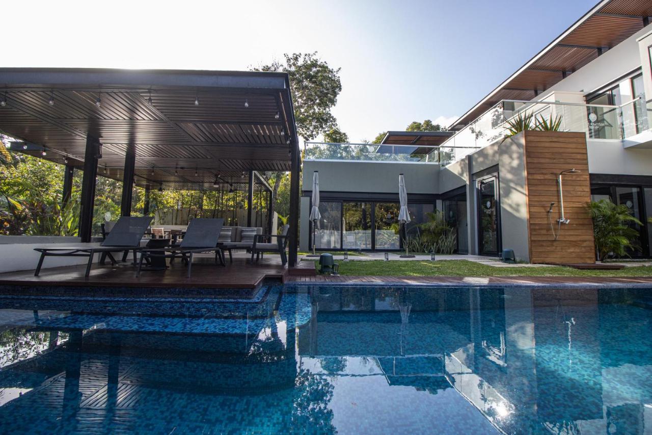 Panther Bay Boutique Hotel อากุมัล ภายนอก รูปภาพ